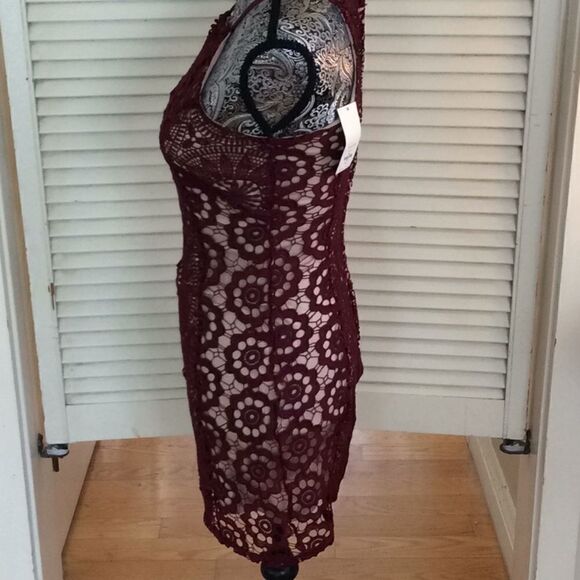 NWT Francesca halter laceover lined dress zipback - Picture 4 of 7